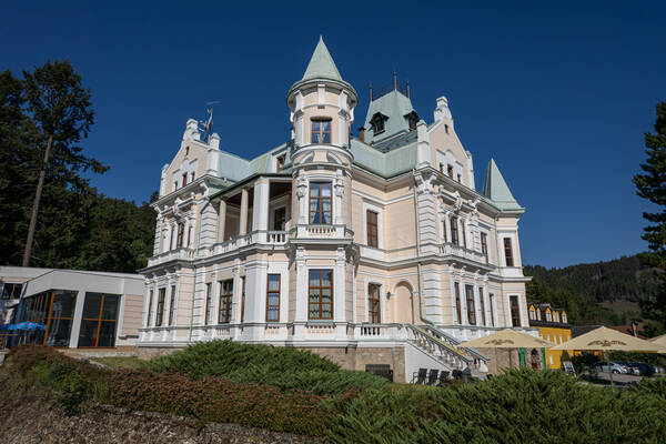 Château Cihelny**** Art Royal Spa Hotel