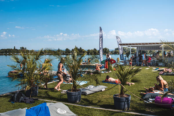 Wake Surf Náklo