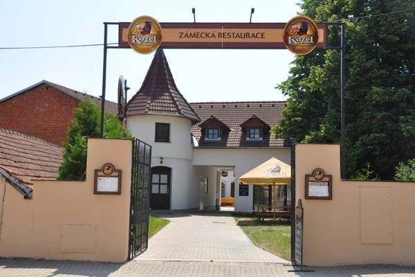 Zámecká restaurace Lysice