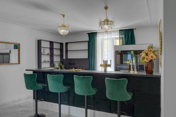 Areál zámku Úmonín