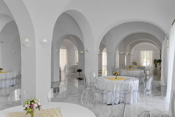 Areál zámku Úmonín