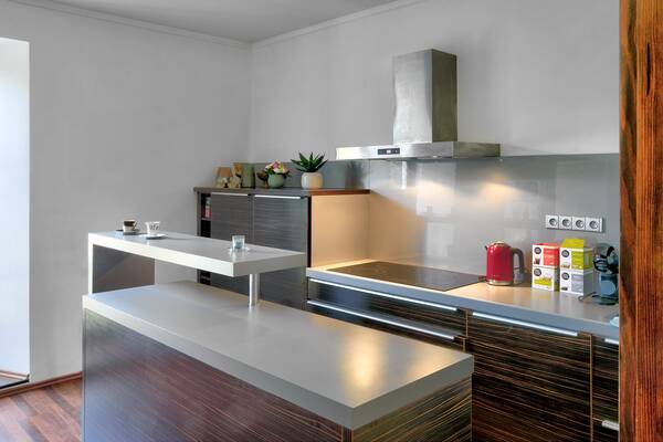 Areál zámku Úmonín