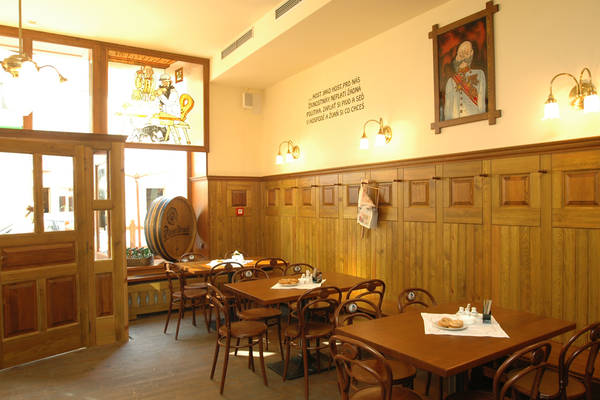 Švejk restaurant "U Pětatřicátníků"