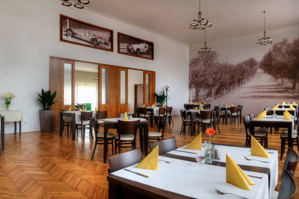 Hotel a restaurace U Nedbálků