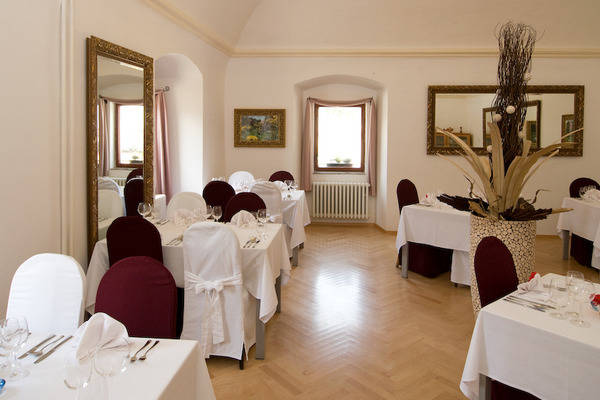 Červená Lhota Restaurant