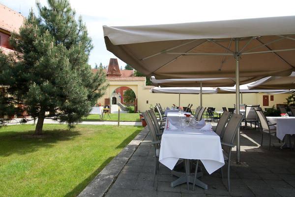 Červená Lhota Restaurant